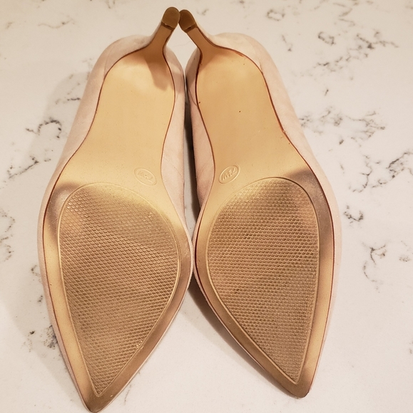 Heels - Picture 5 of 5